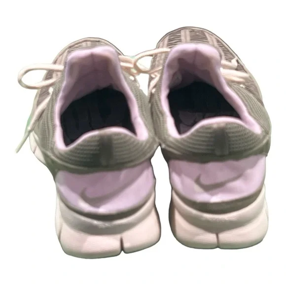 Nike Free Women’s DRC Shoes Size 10.